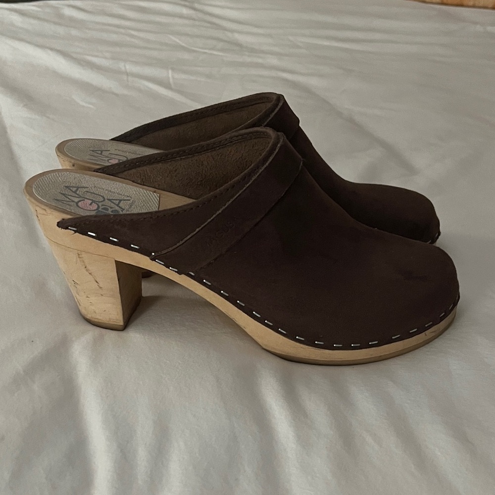 Maguba Handmade “Sweden” style Suede Clogs